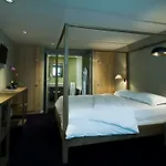 Pol 4*